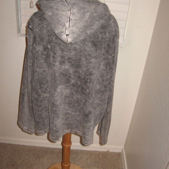 Studio Produce Hoodie - XL - Picture 2 of 7